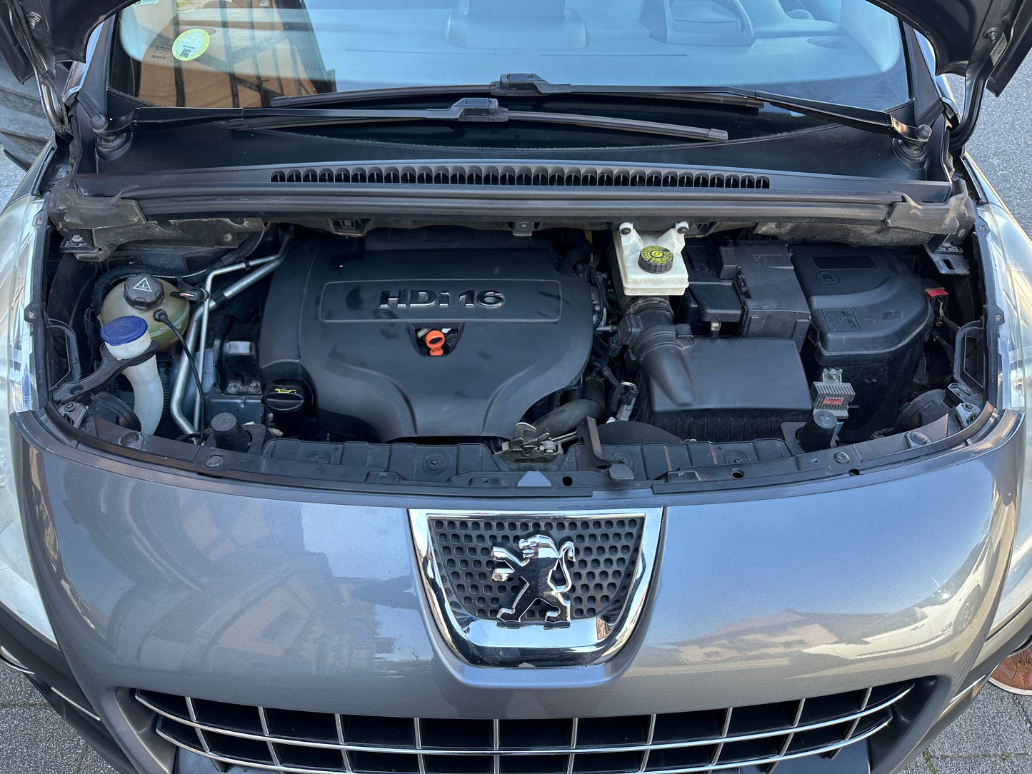 PEUGEOT 3008 2.0 HDi 150cv
