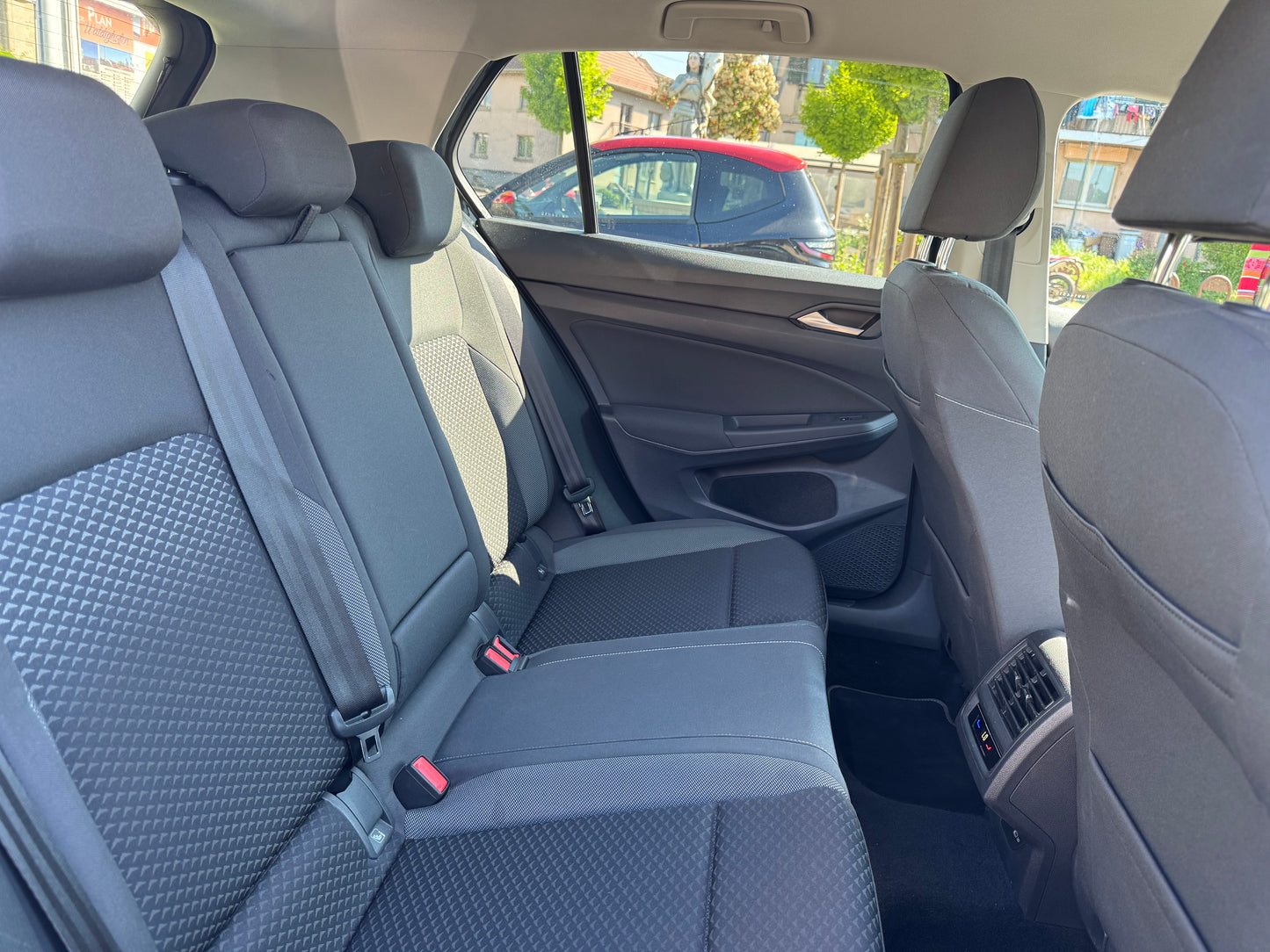 VOLKSWAGEN GOLF VIII Active 130cv