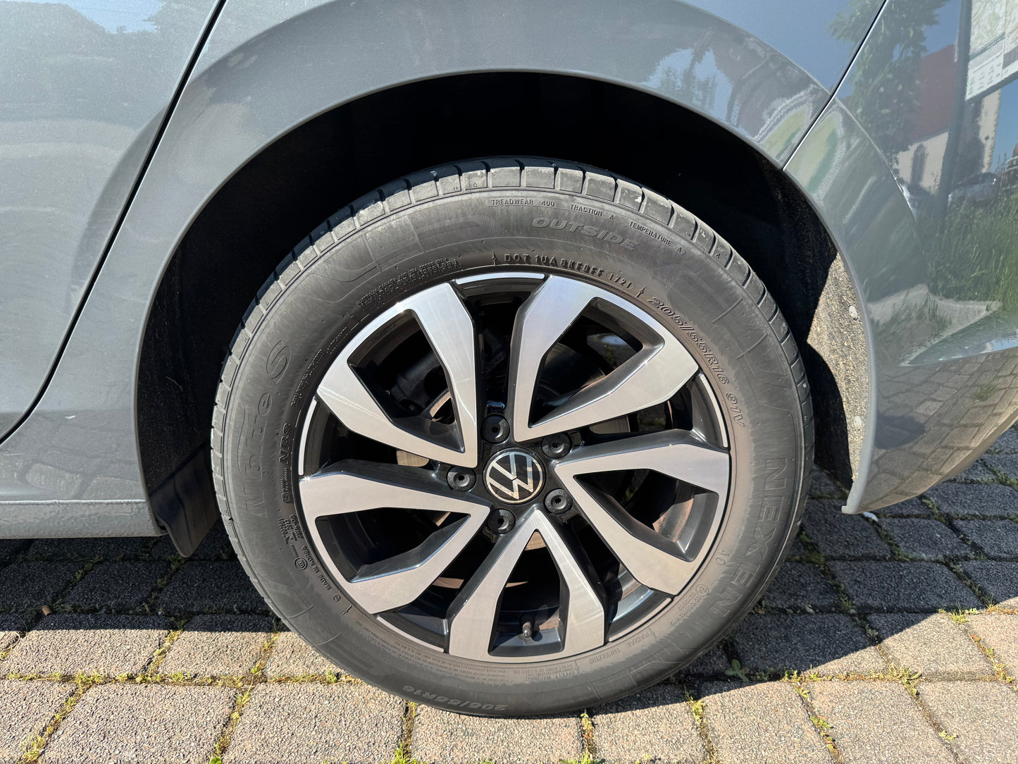 VOLKSWAGEN GOLF VIII Active 130cv